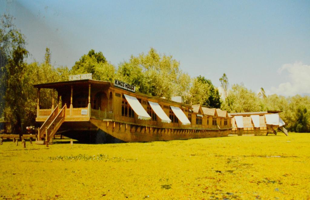 Kings Houseboats 호텔 Srīnagar 외부 사진